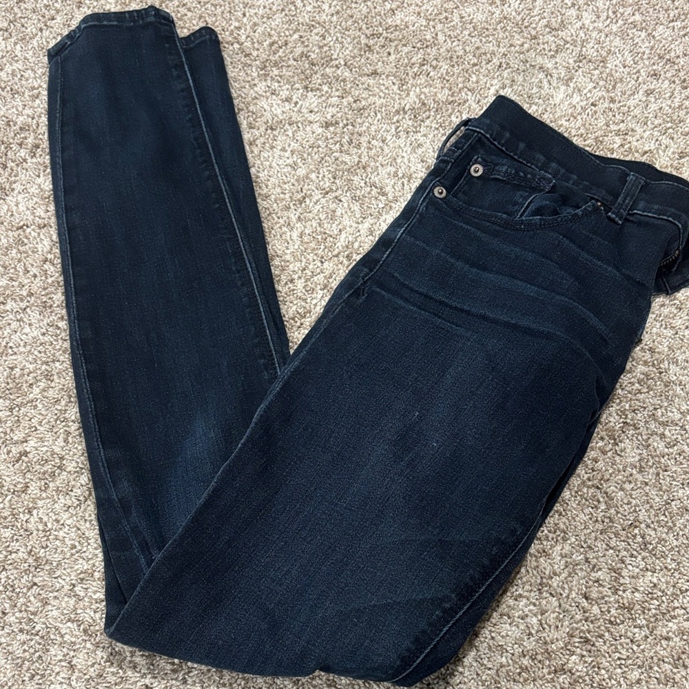 โญ๏ธ 2/$10 - Classic Blue Women's Jeans